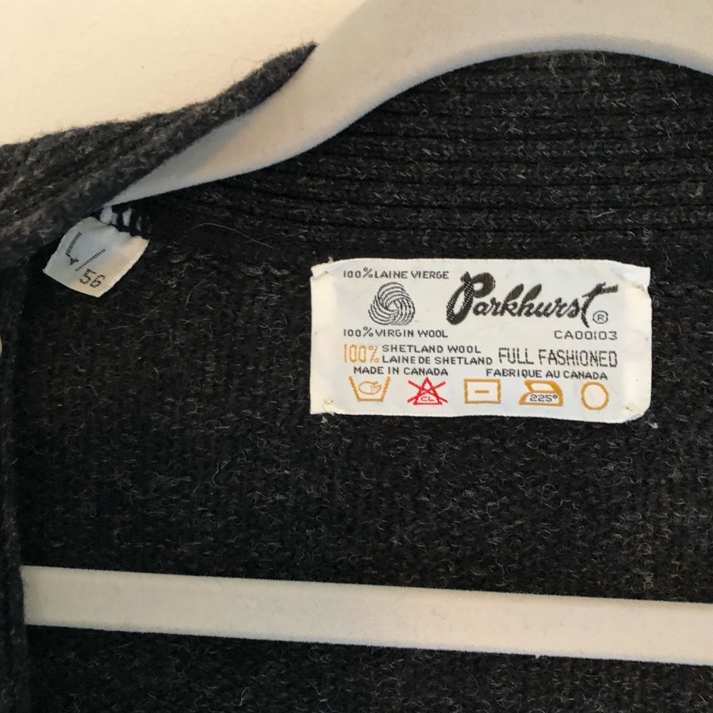 Parkhurst black cardigan 100% virgin wool